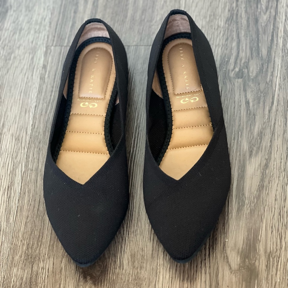 Kelly & Katie Black Pointed Flats